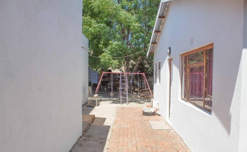 4 Bedroom Property for Sale in Klein Parys Western Cape